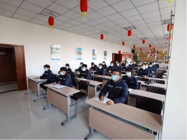 《“學習二十大  永遠跟黨走 奮進新征程”—引領銀川中鐵水務高質量發(fā)展》